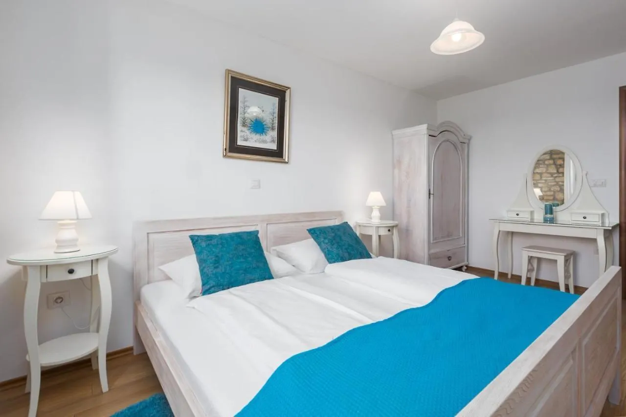 Villa Vial Labinci